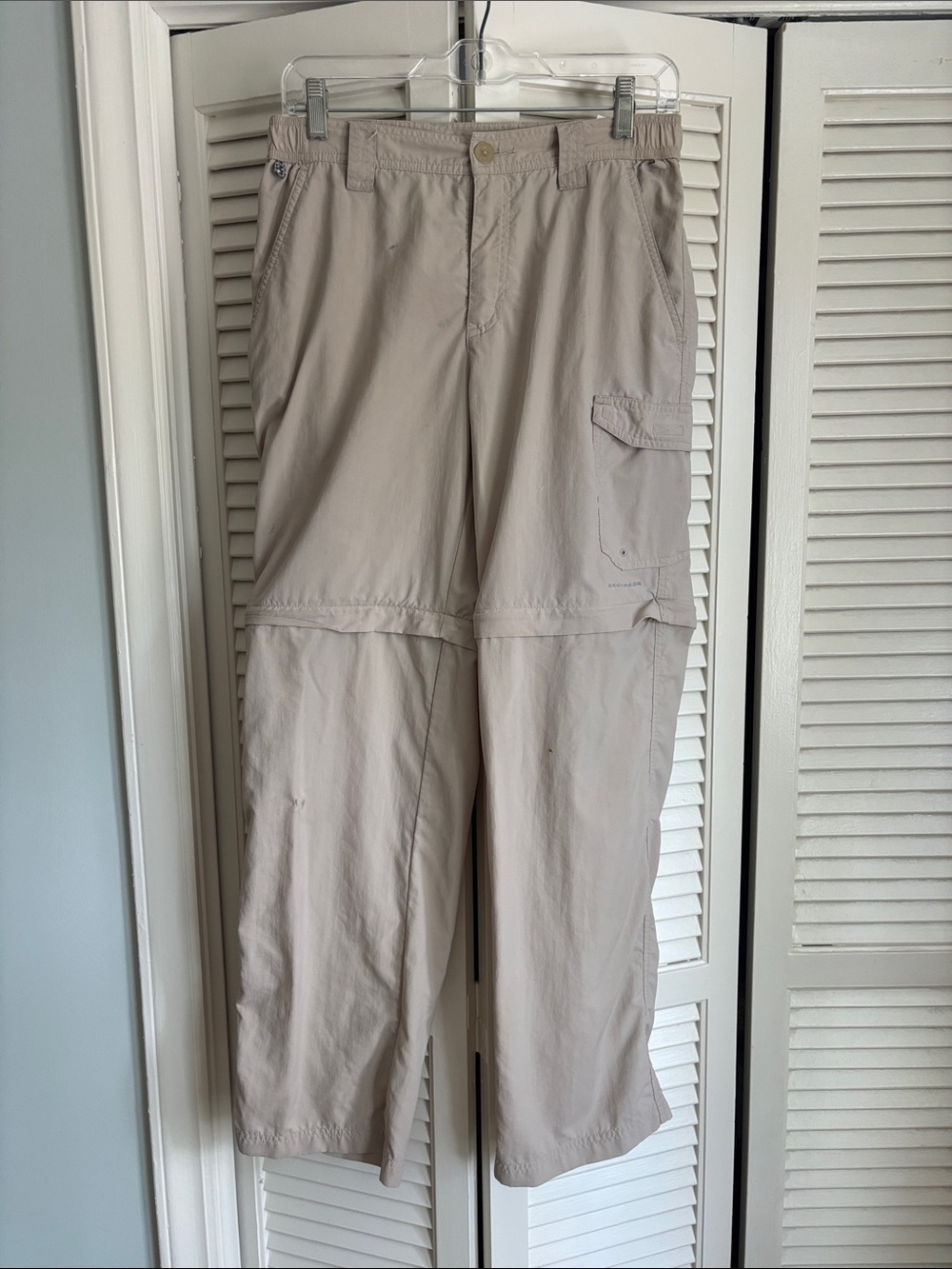 Men's Columbia Convertible Cargo Pants in Light Khaki